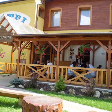 Motel Ranc Rużomberk Zewnętrze zdjęcie