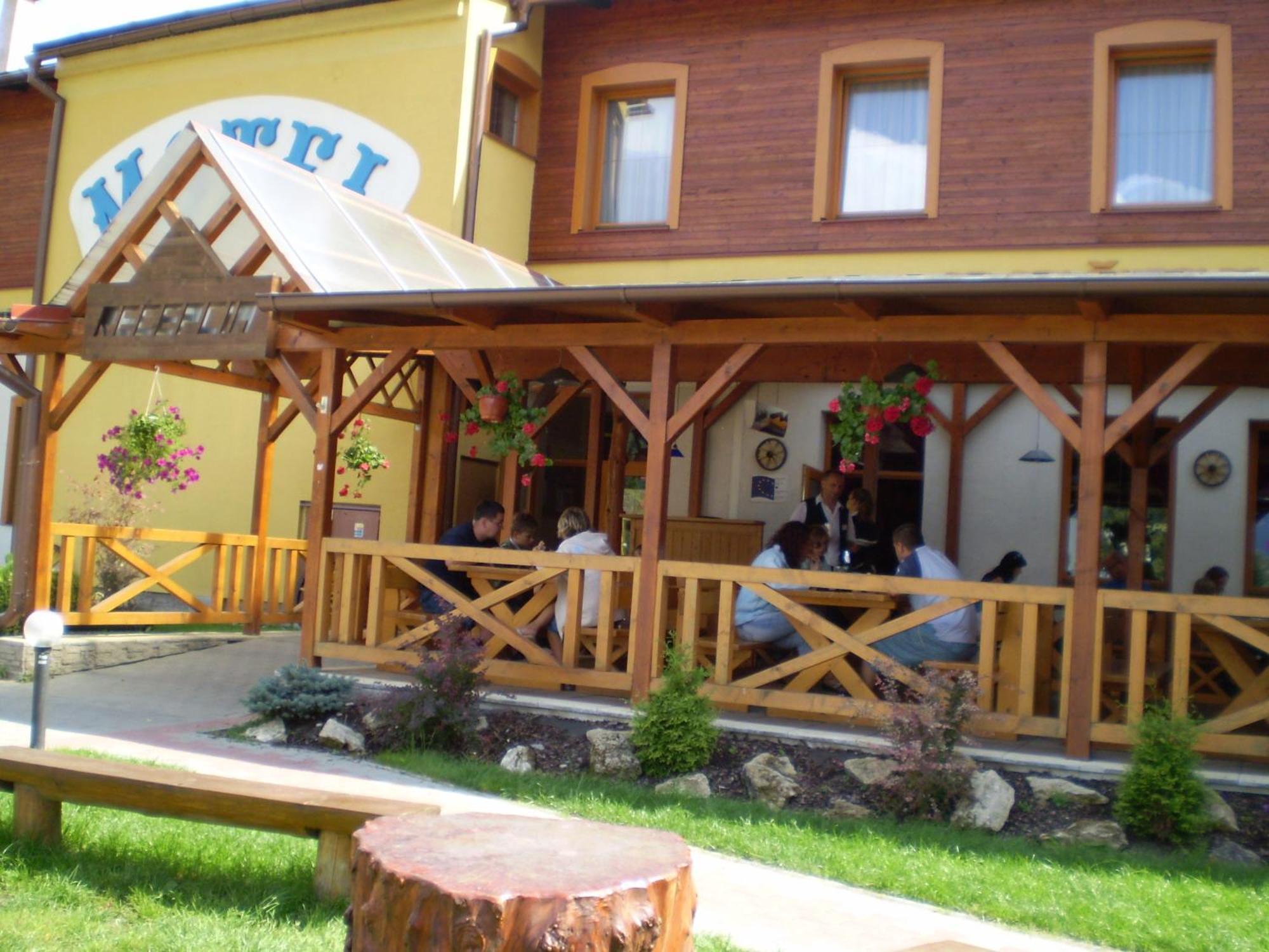Motel Ranc Rużomberk Zewnętrze zdjęcie