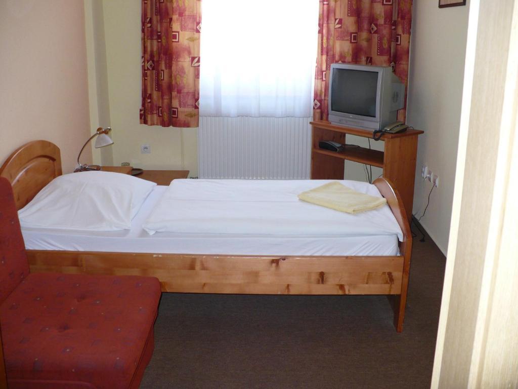 Motel Ranc Rużomberk Pokój zdjęcie