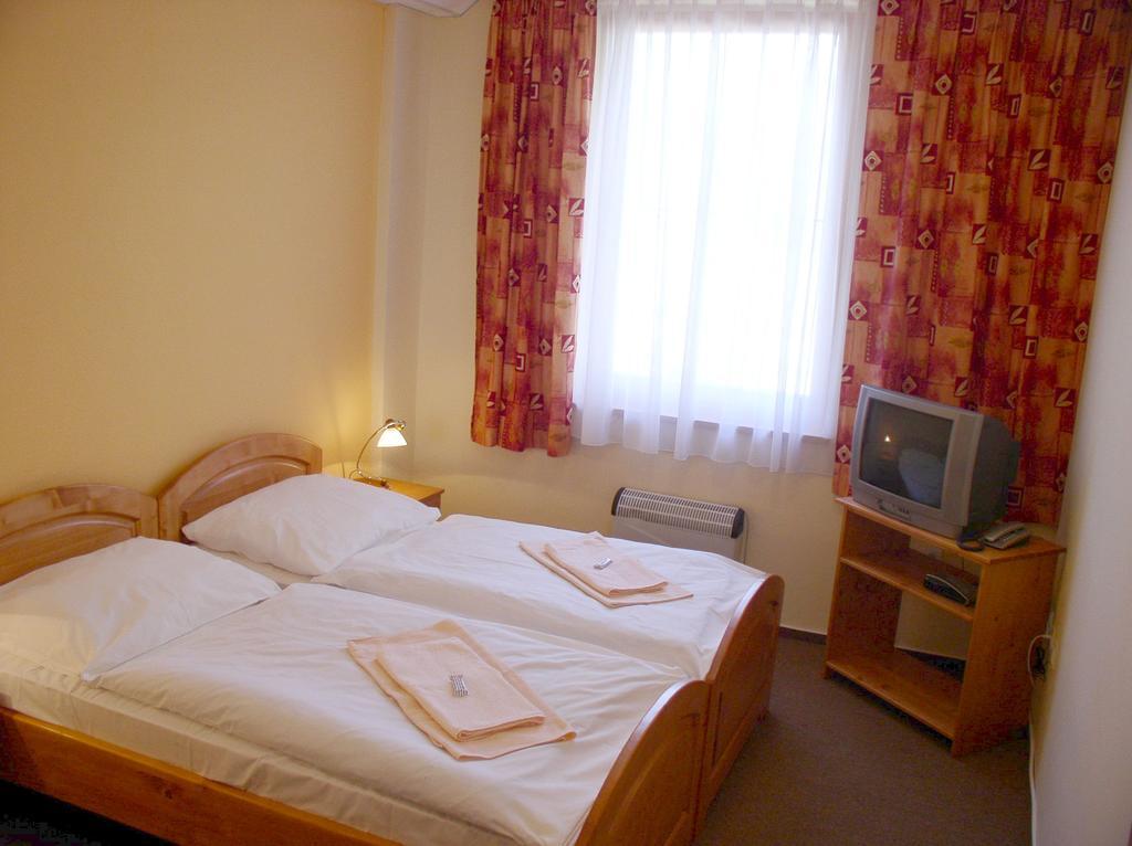 Motel Ranc Rużomberk Zewnętrze zdjęcie